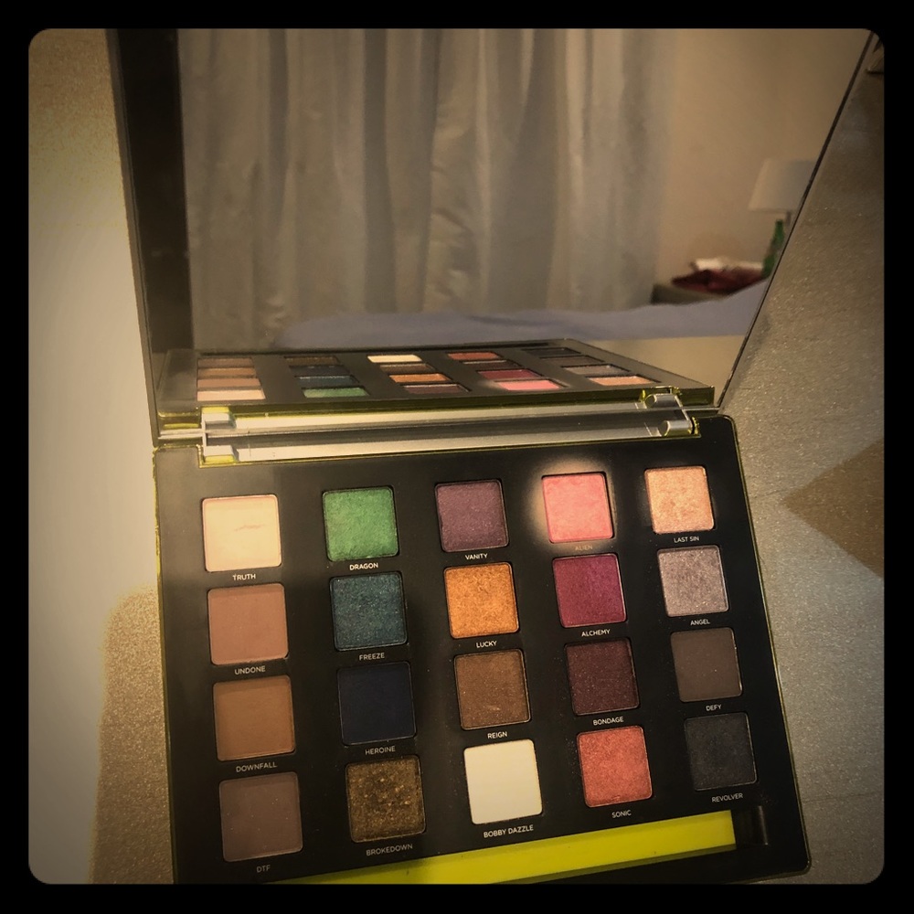 Vice urban decay makeup